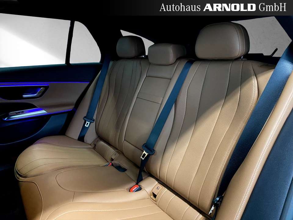 Mercedes-Benz E 300 - Imagem 10