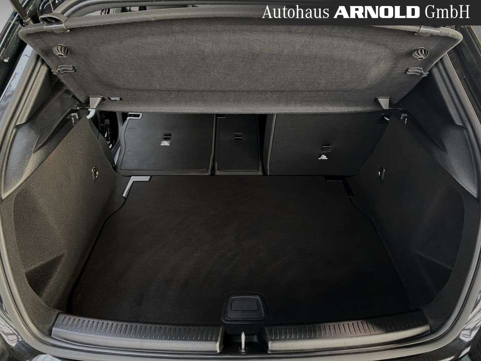 Mercedes-Benz A 180 - Imagem 11