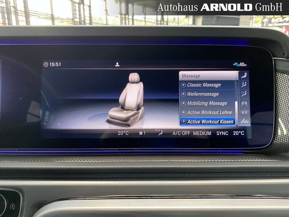 Mercedes-Benz G 400 - Imagem 14