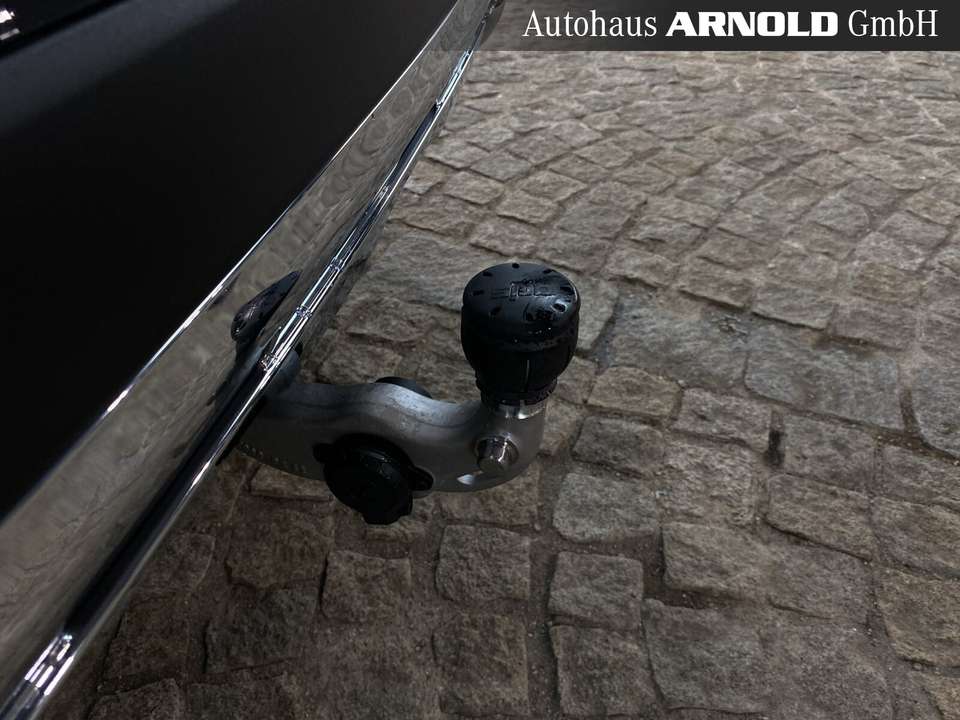 Mercedes-Benz GLC 200 - Imagem 15