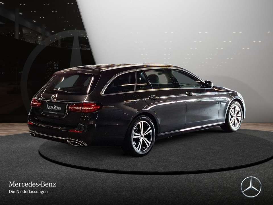 Mercedes-Benz E 200 - Imagem 8