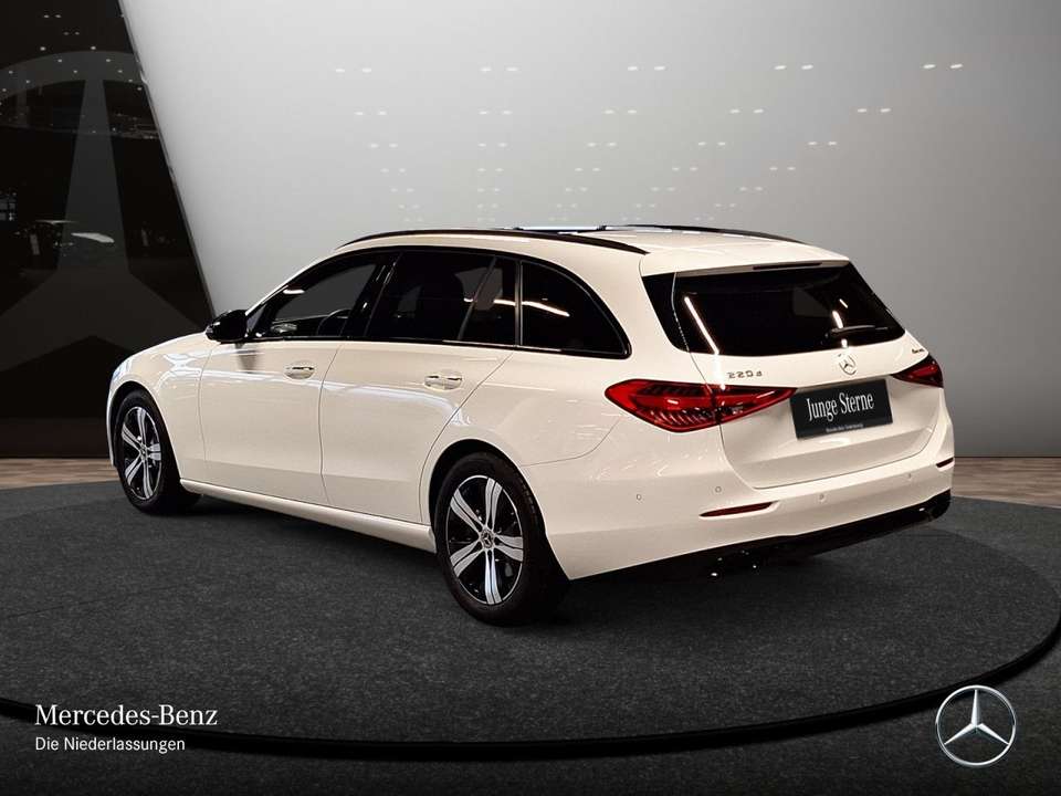 Mercedes-Benz C 220 - Imagem 10