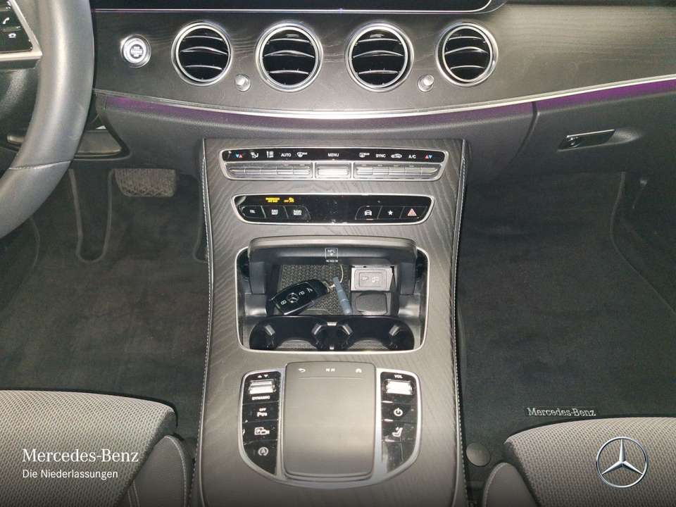 Mercedes-Benz E 200 - Imagem 15