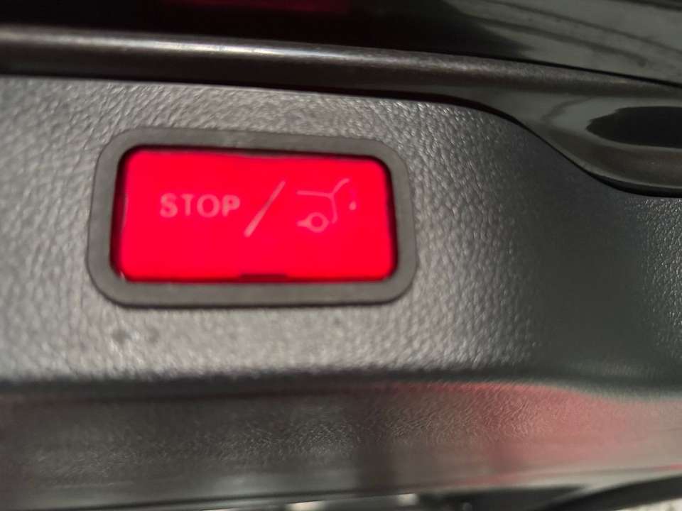 Mercedes-Benz V 300 - Imagem 14