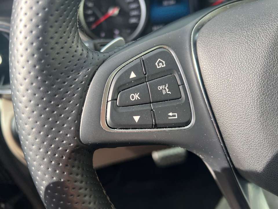 Mercedes-Benz V 300 - Imagem 15