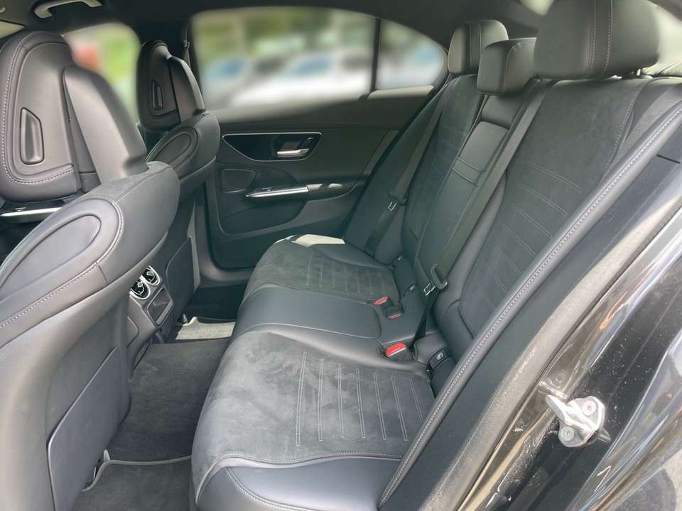 Mercedes-Benz C 220 - Imagem 8