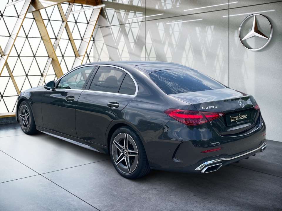 Mercedes-Benz C 220 - Imagem 11