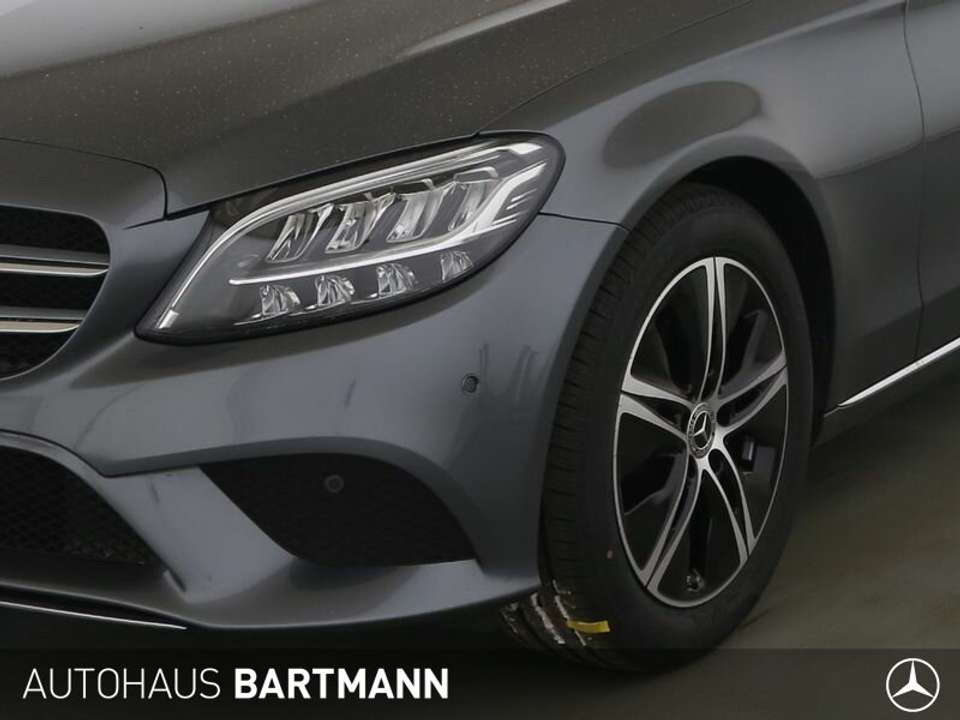 Mercedes-Benz C 180 - Imagem 3