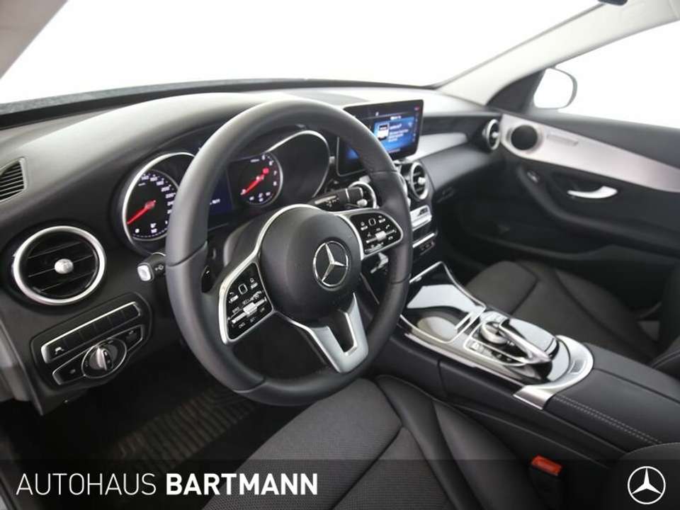 Mercedes-Benz C 180 - Imagem 8