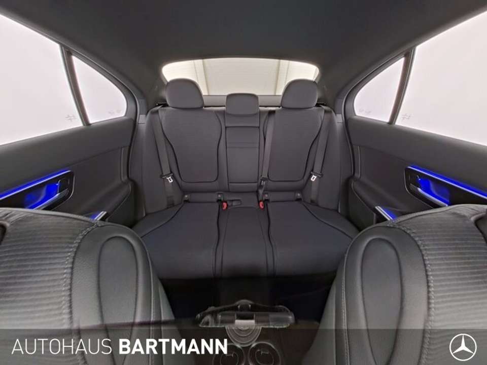 Mercedes-Benz C 180 - Imagem 10