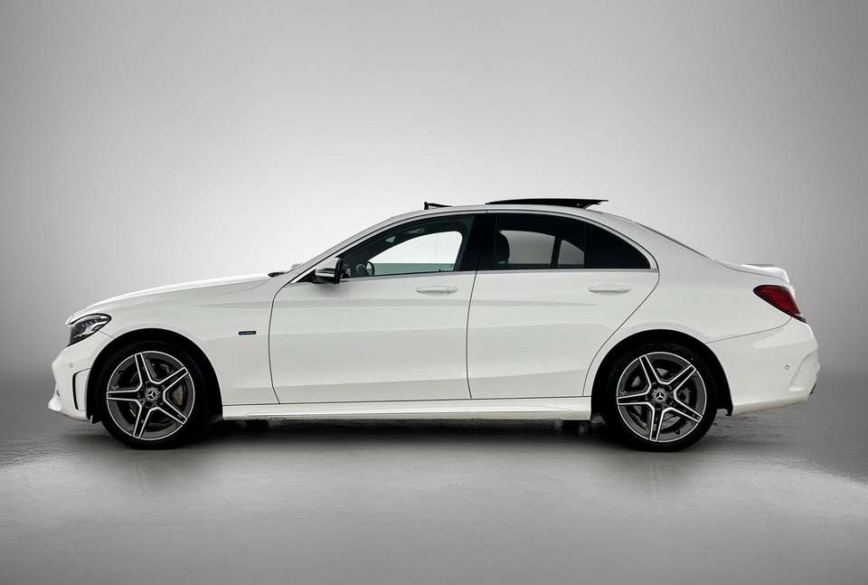 Mercedes-Benz C 300 - Imagem 6