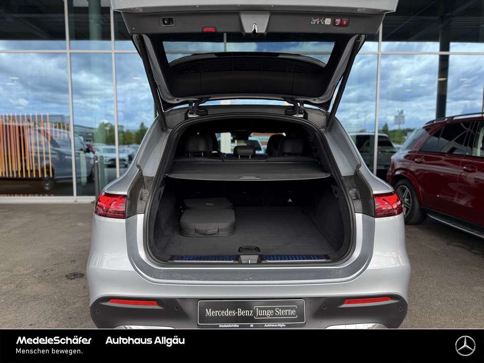 Mercedes-Benz EQS SUV - Imagem 7