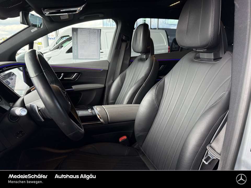 Mercedes-Benz EQS SUV - Imagem 9