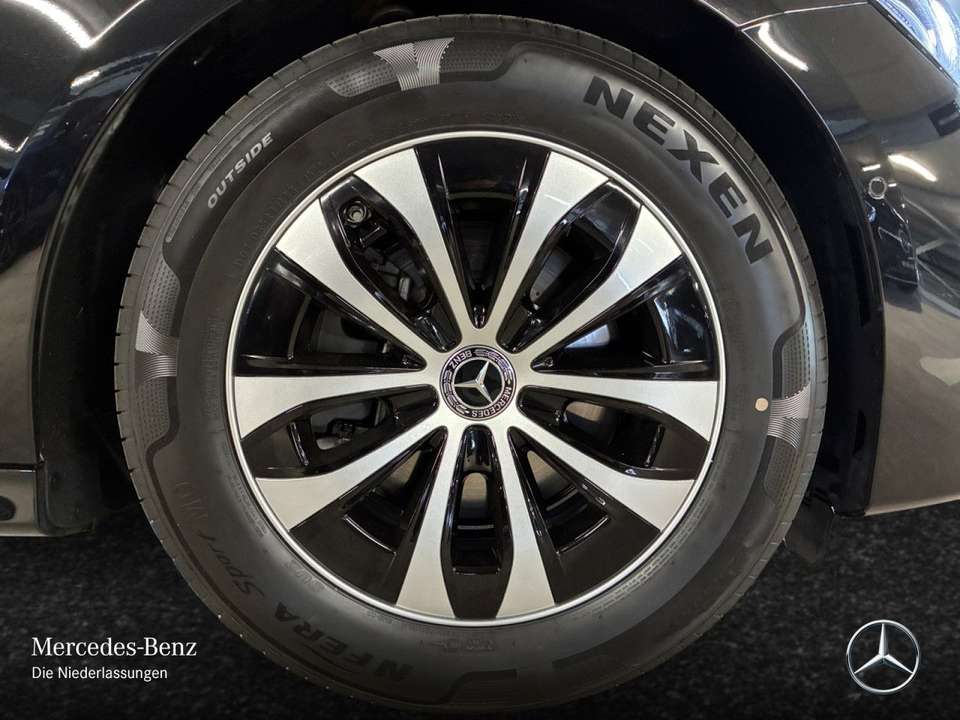 Mercedes-Benz E 220 - Imagem 6