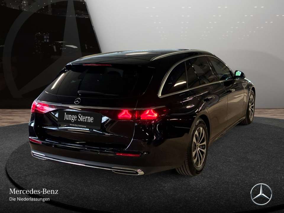 Mercedes-Benz E 220 - Imagem 8