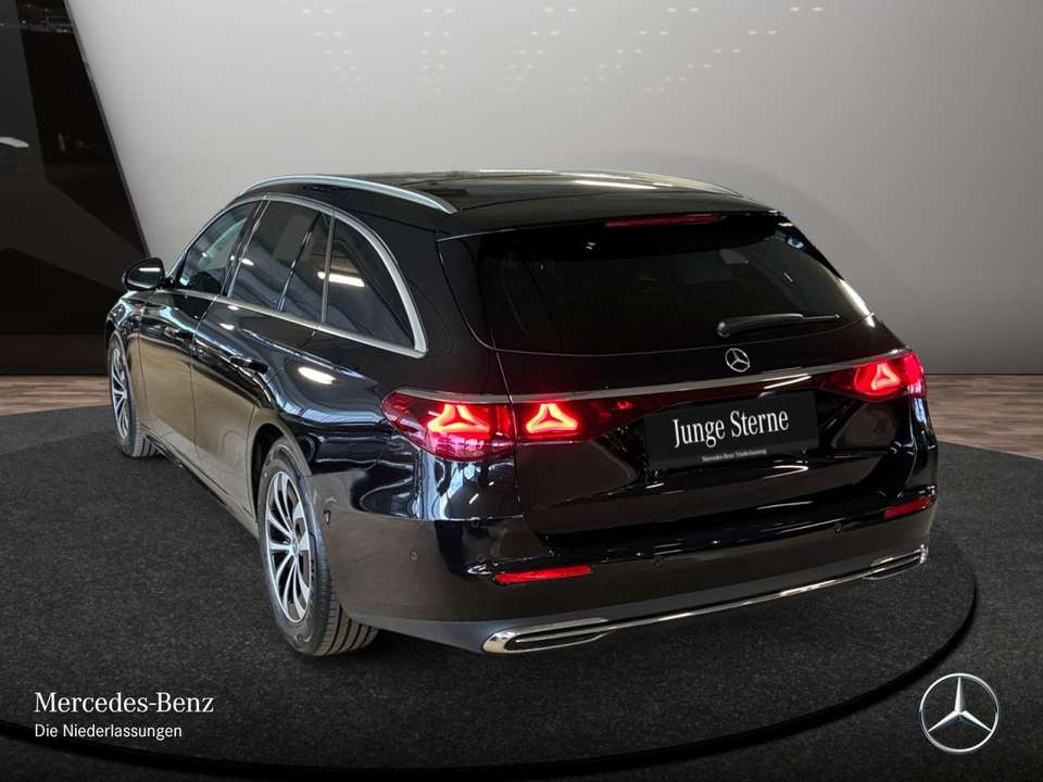 Mercedes-Benz E 220 - Imagem 10