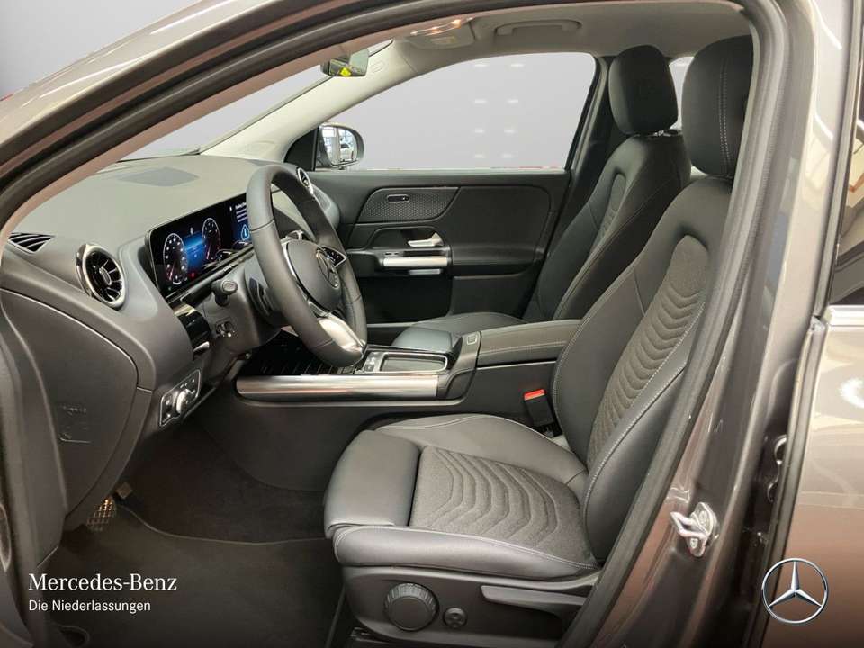 Mercedes-Benz GLA 200 - Imagem 11