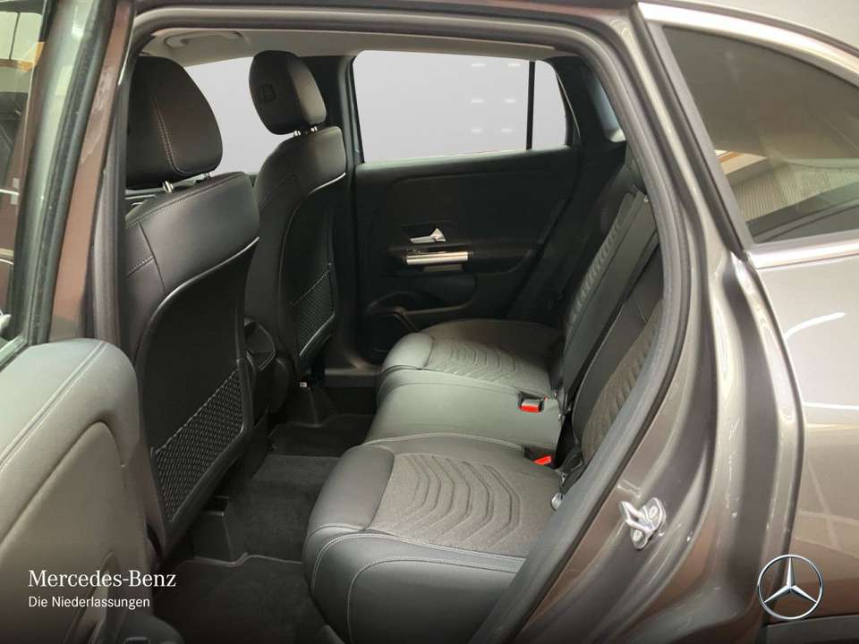 Mercedes-Benz GLA 200 - Imagem 12