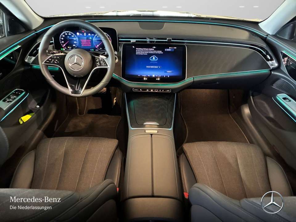 Mercedes-Benz E 220 - Imagem 13