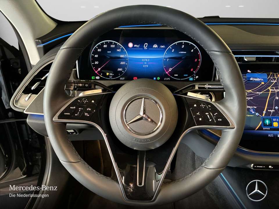 Mercedes-Benz E 220 - Imagem 14