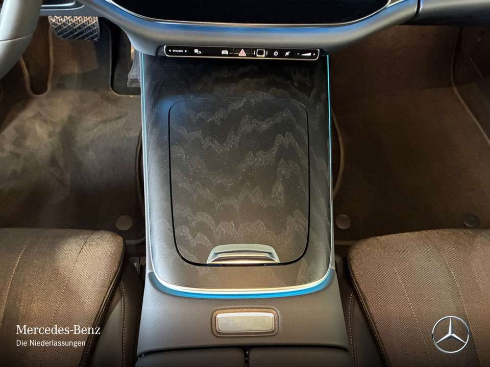 Mercedes-Benz E 220 - Imagem 15