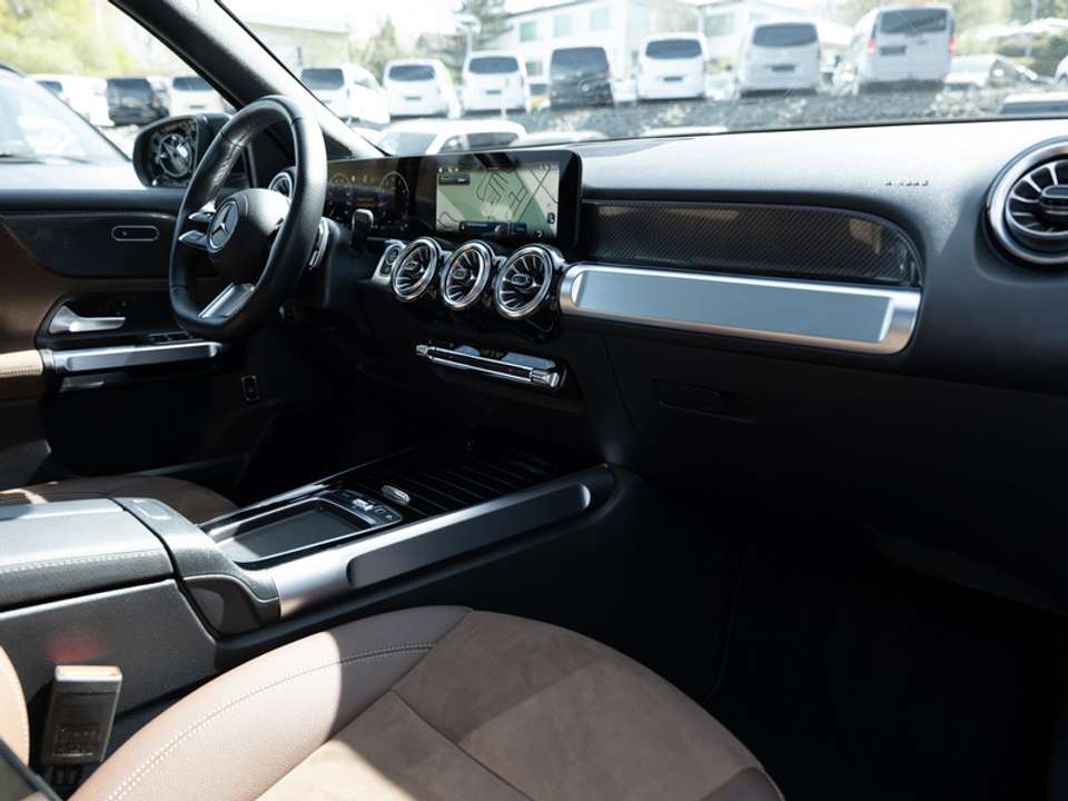 Mercedes-Benz GLB 200 - Imagem 2