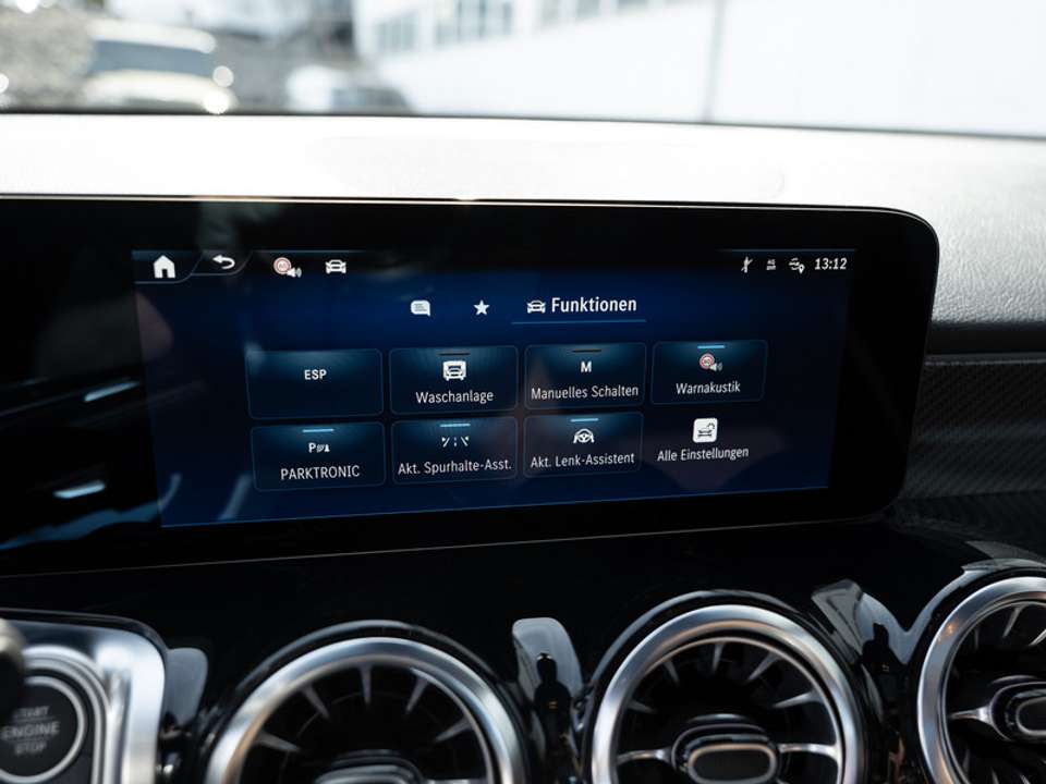 Mercedes-Benz GLB 200 - Imagem 11