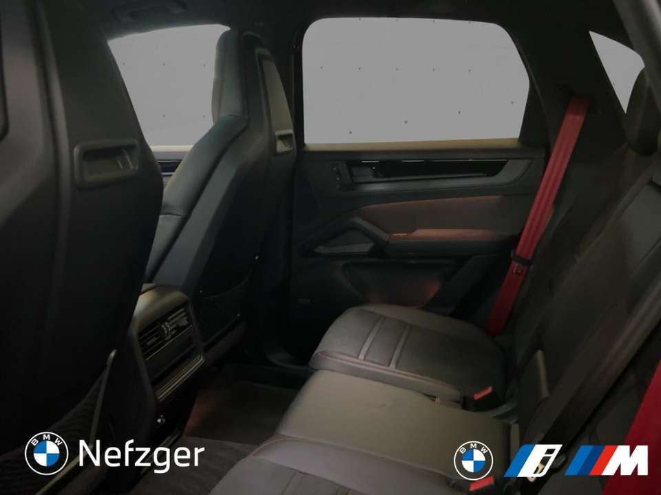 Porsche Cayenne - Imagem 8