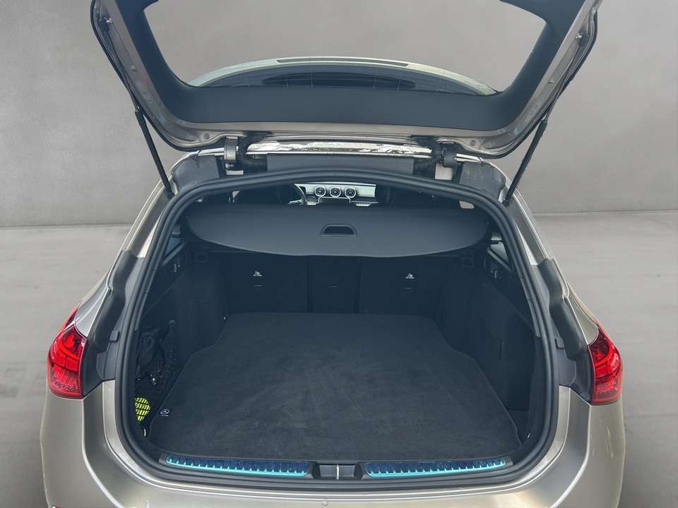 Mercedes-Benz C 300 - Imagem 7