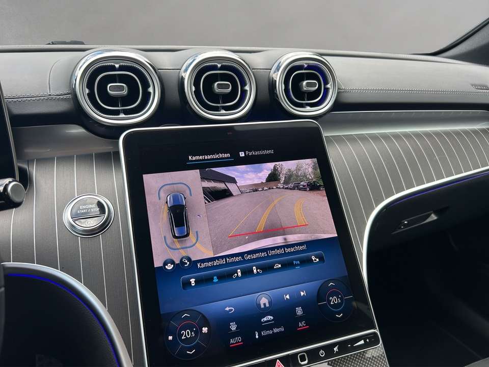 Mercedes-Benz C 300 - Imagem 12