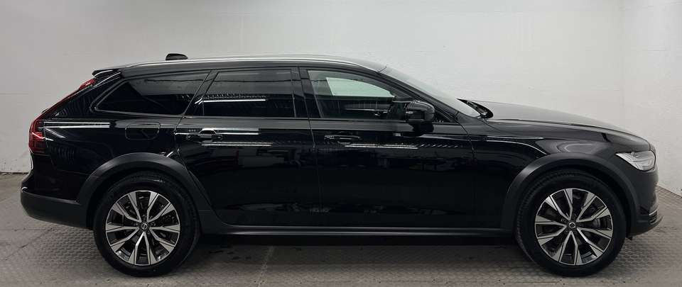 Volvo V90 Cross Country - Imagem 5