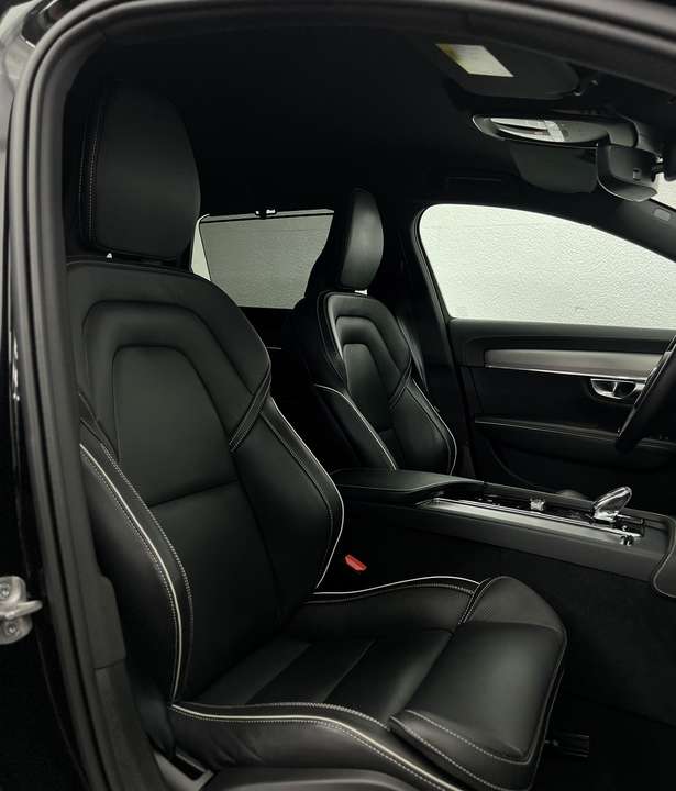 Volvo V90 Cross Country - Imagem 8