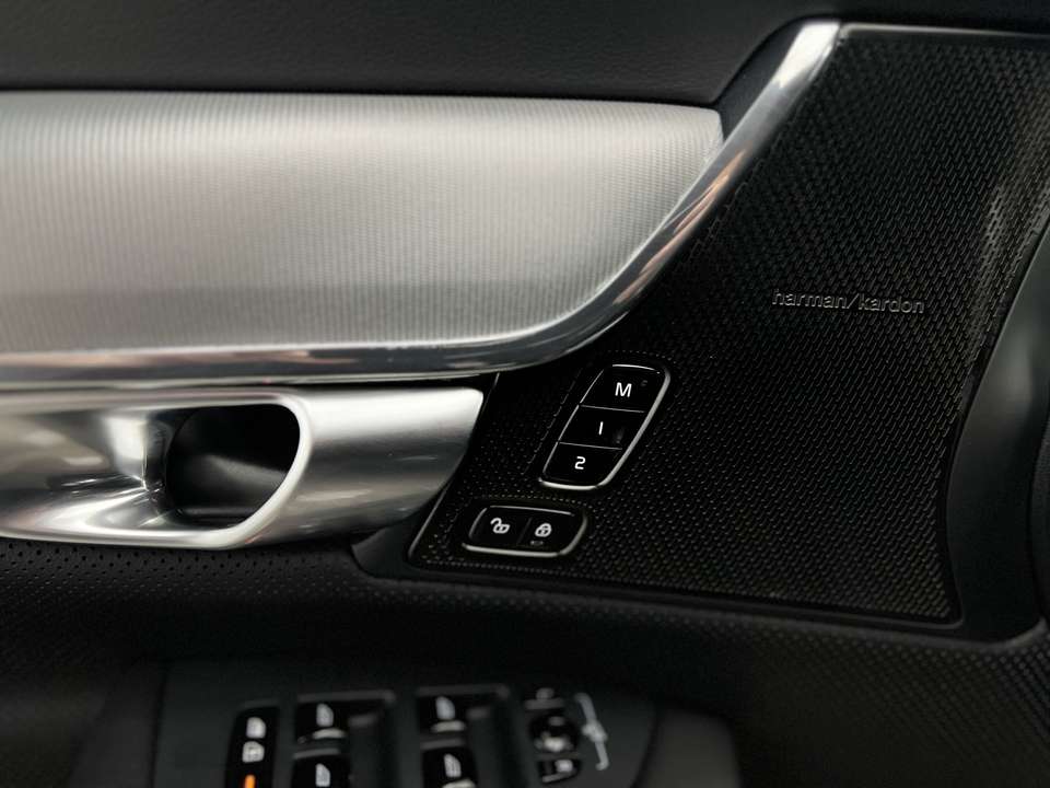 Volvo V90 Cross Country - Imagem 14