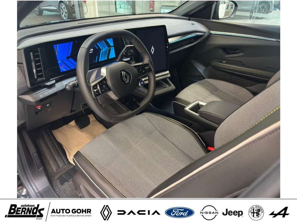 Renault Megane E-Tech - Imagem 12