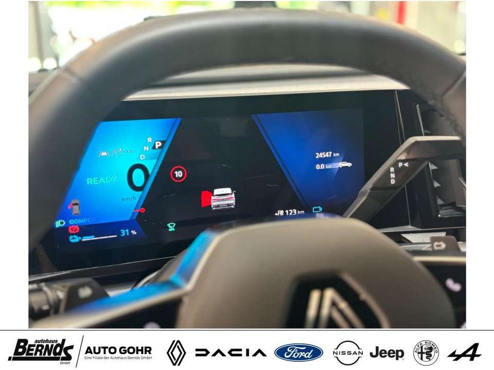 Renault Megane E-Tech - Imagem 14
