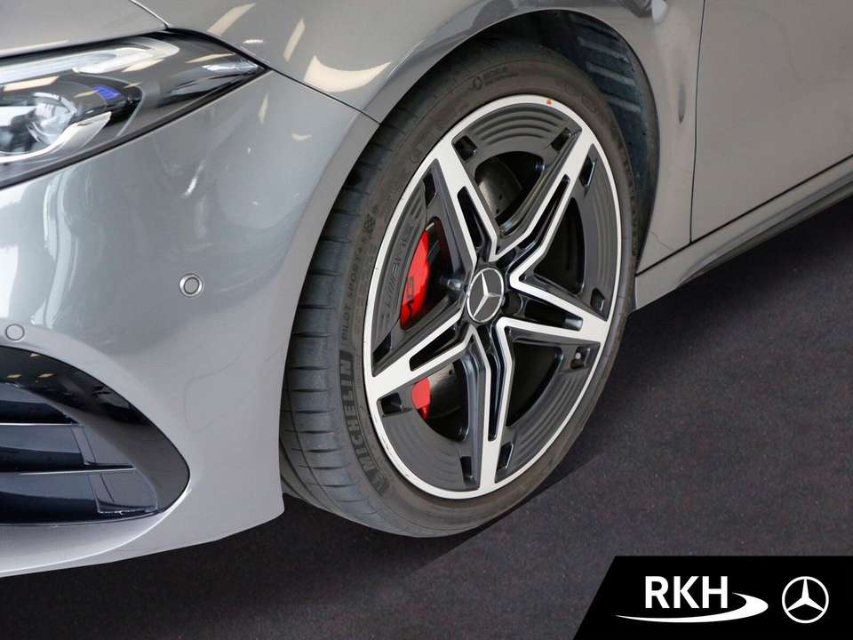 Mercedes-Benz A 45 AMG - Imagem 5