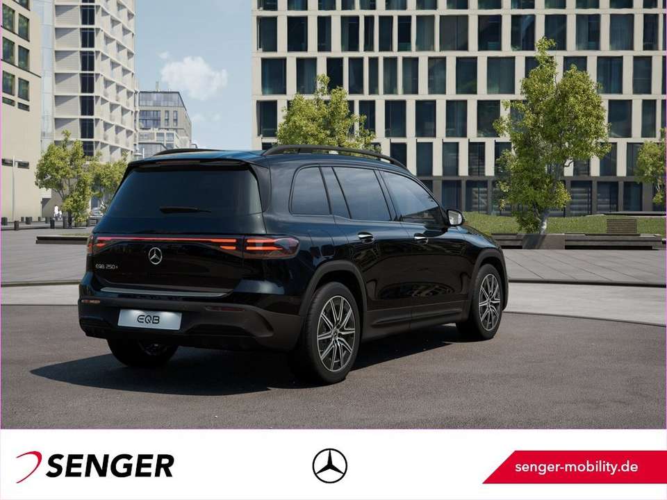 Mercedes-Benz EQB 250 - Imagem 4