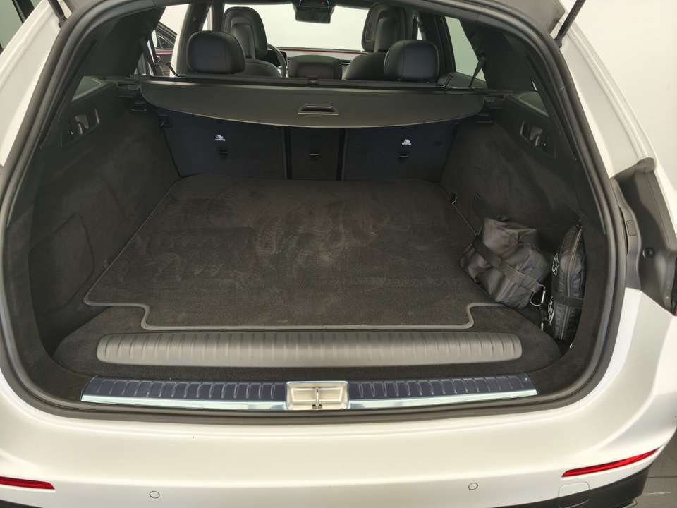 Mercedes-Benz E 53 AMG - Imagem 11