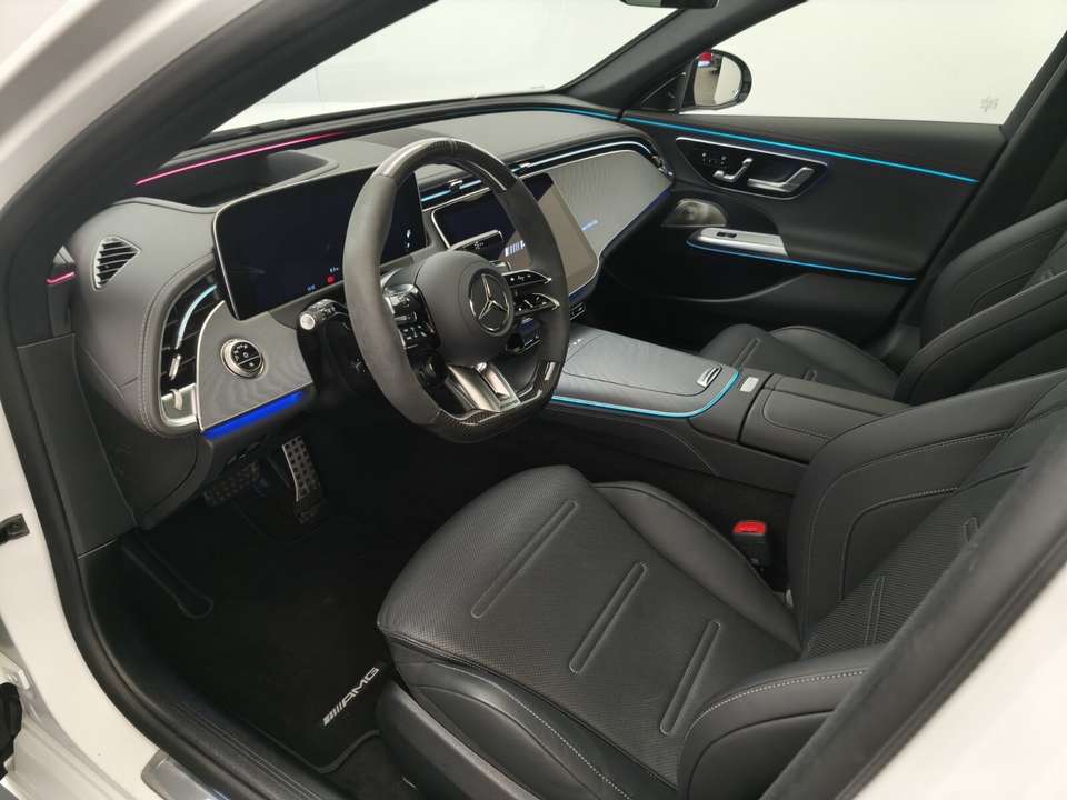 Mercedes-Benz E 53 AMG - Imagem 12