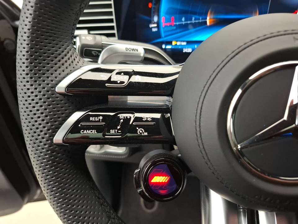 Mercedes-Benz GLE 53 AMG - Imagem 14