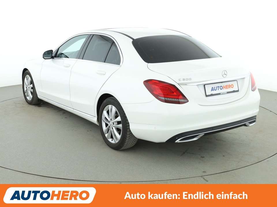 Mercedes-Benz C 200 - Imagem 4