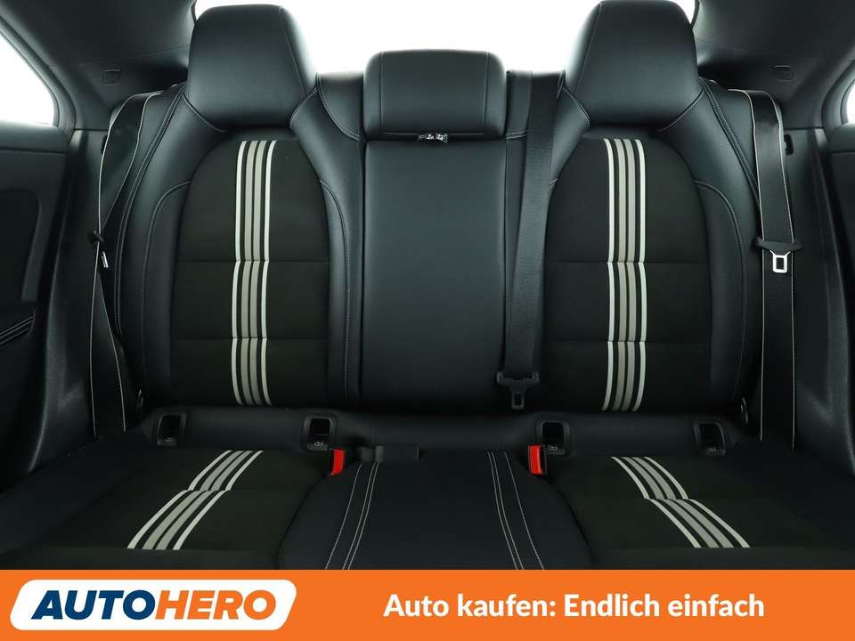 Mercedes-Benz CLA 200 - Imagem 15