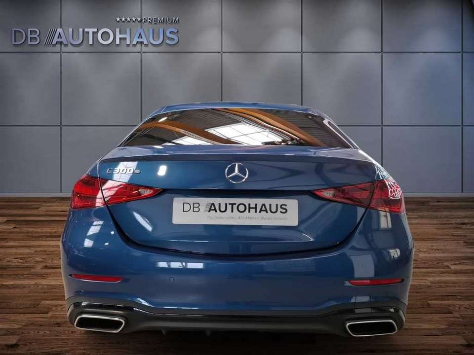 Mercedes-Benz C 300 - Imagem 5