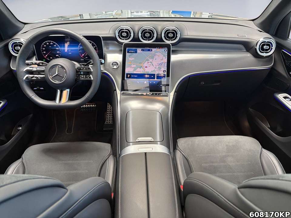 Mercedes-Benz GLC 300 - Imagem 13