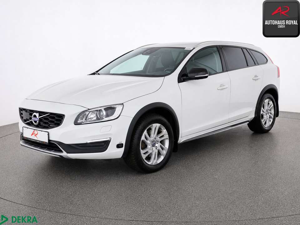 Volvo V60 Cross Country - Imagem 1