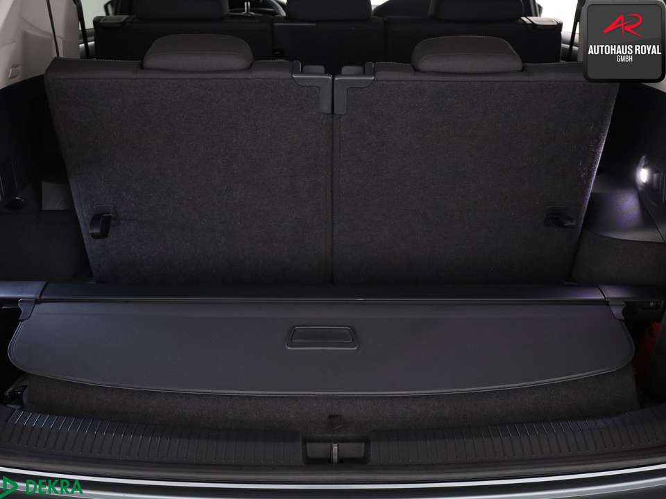 Volkswagen Tiguan Allspace - Imagem 14