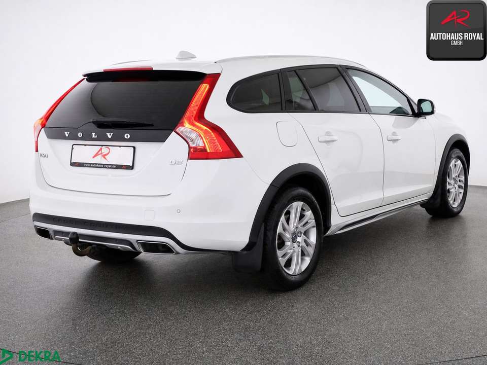 Volvo V60 Cross Country - Imagem 5