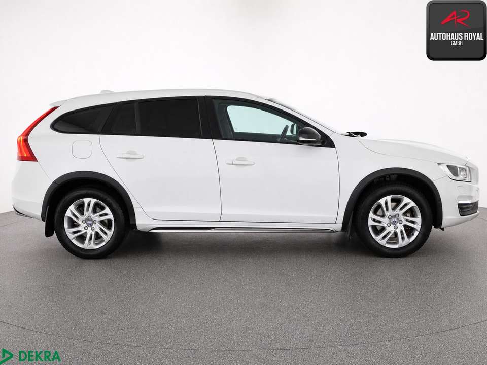 Volvo V60 Cross Country - Imagem 6
