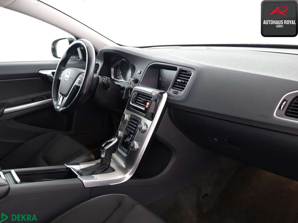 Volvo V60 Cross Country - Imagem 11