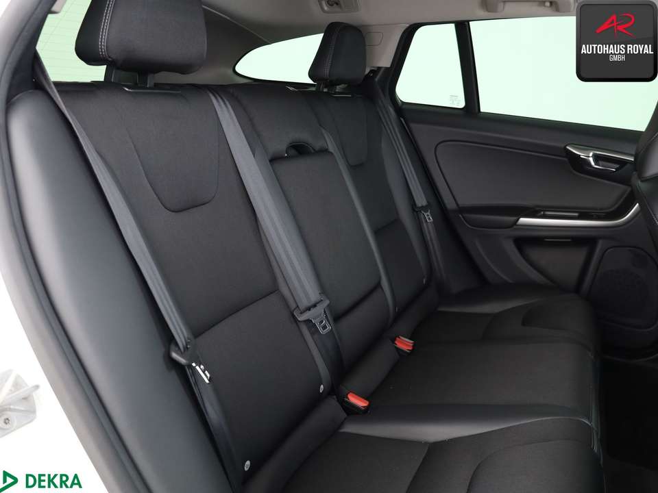 Volvo V60 Cross Country - Imagem 13